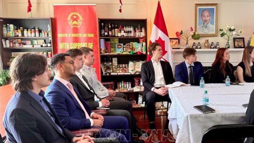 Canadian firms pivot to explore opportunities in Vietnamese market